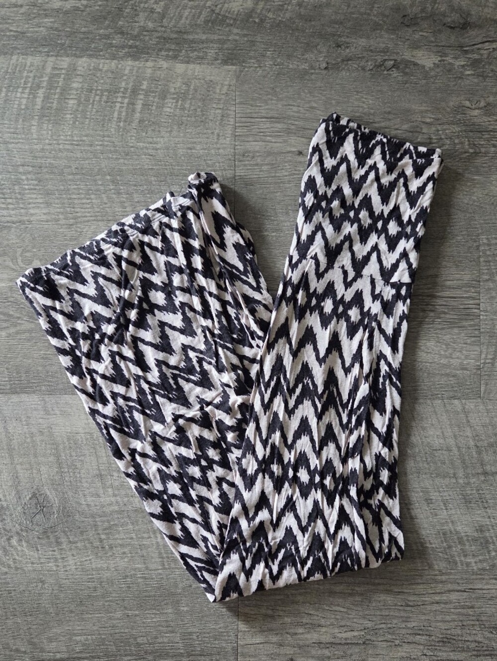 Love Culture Tan and Black Chevron Maxi Skirt.